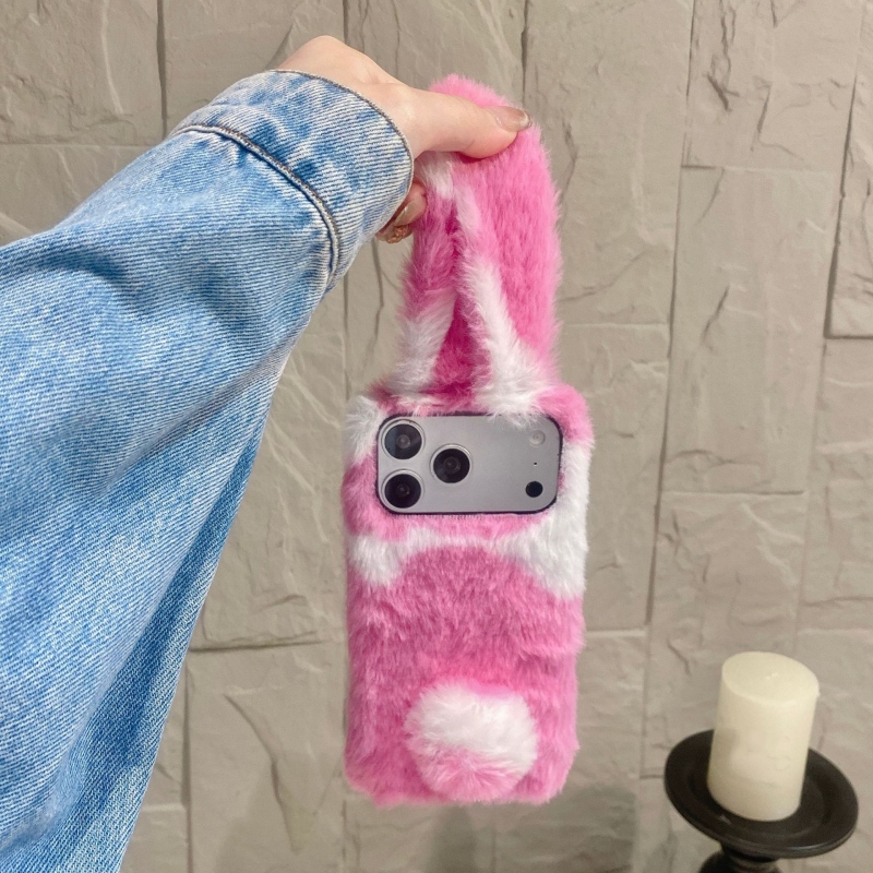 Urocze futrzane etui na telefo – Phone Cases Iphone 17 recenzja i cena